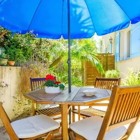 A De 35 M² + Piscine Privee Cagnes-sur-Mer