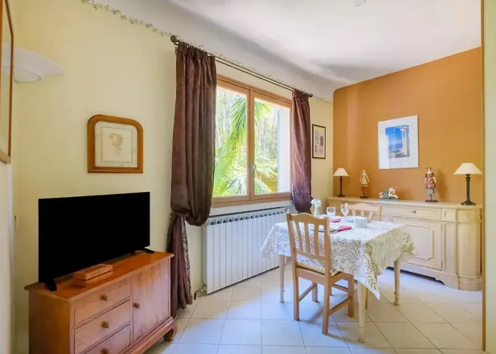 A De 35 M² + Piscine Privee Cagnes-sur-Mer